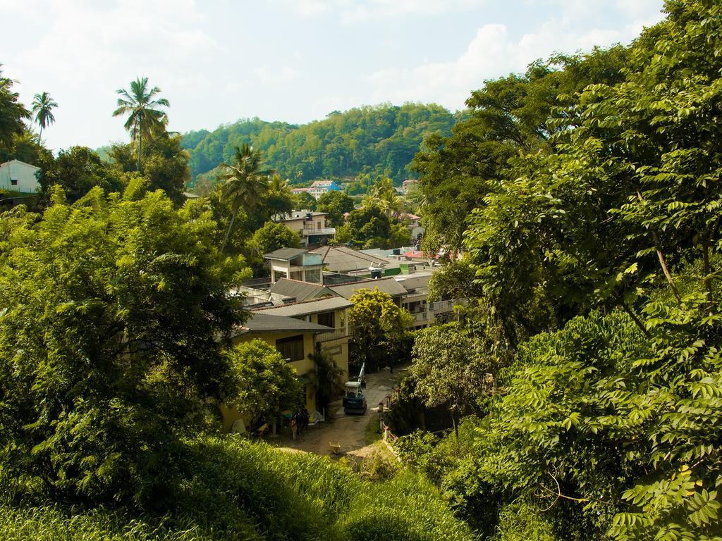 Aronka Homestay Kandy Exterior foto