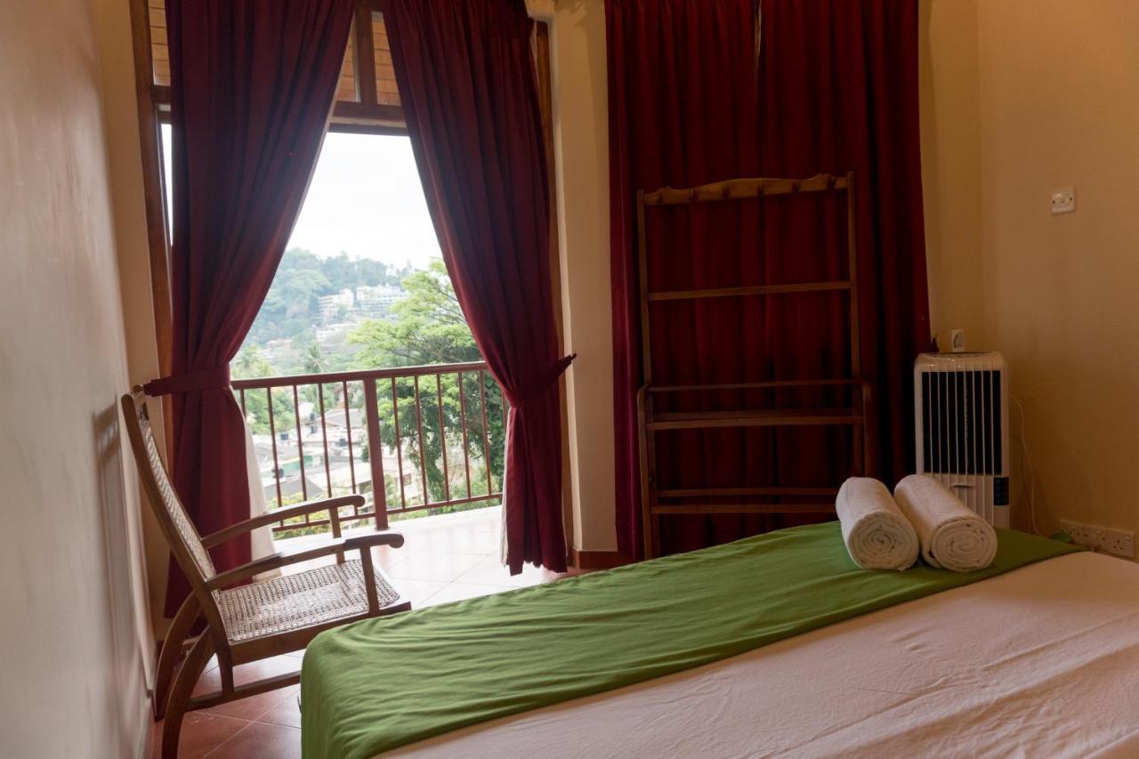 Aronka Homestay Kandy Exterior foto