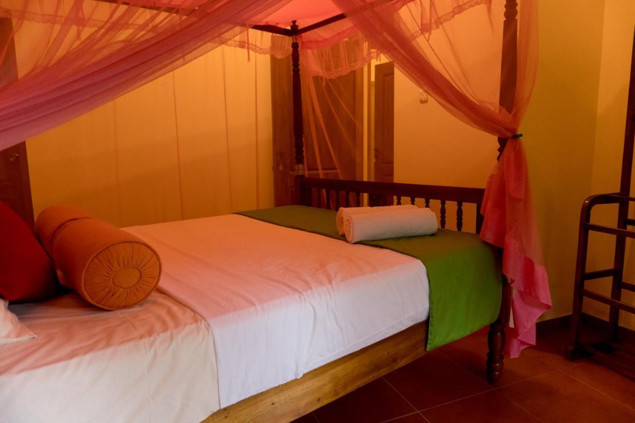 Aronka Homestay Kandy Exterior foto