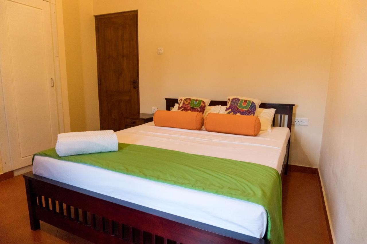 Aronka Homestay Kandy Exterior foto