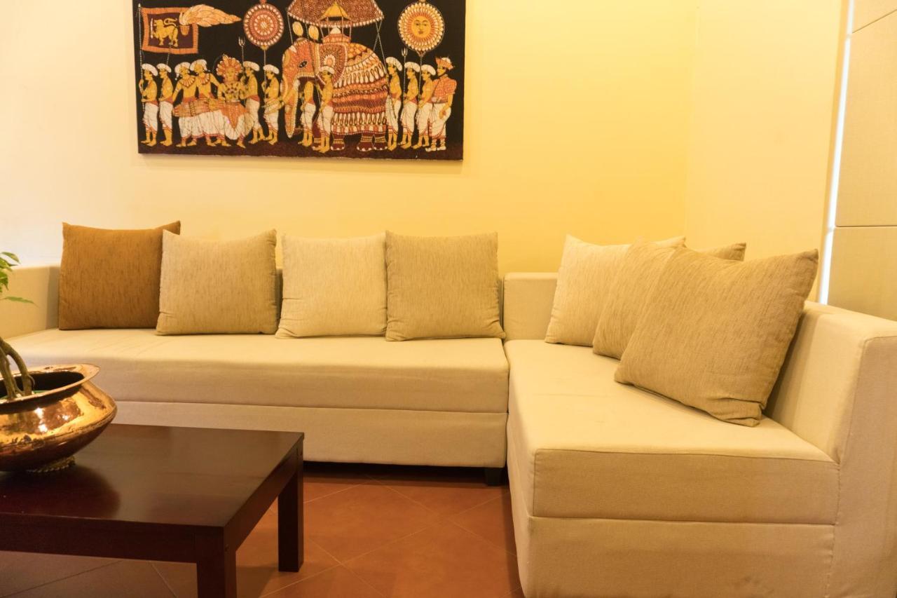 Aronka Homestay Kandy Exterior foto