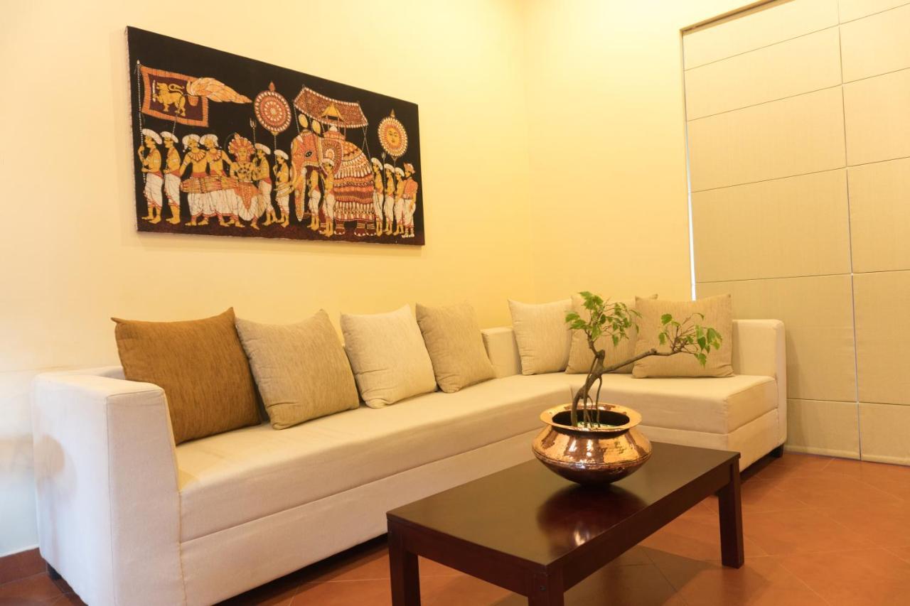 Aronka Homestay Kandy Exterior foto